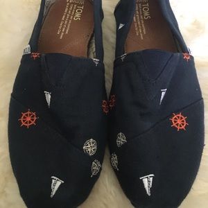 Toms size 8.5 Neiman Marcus Special Edition